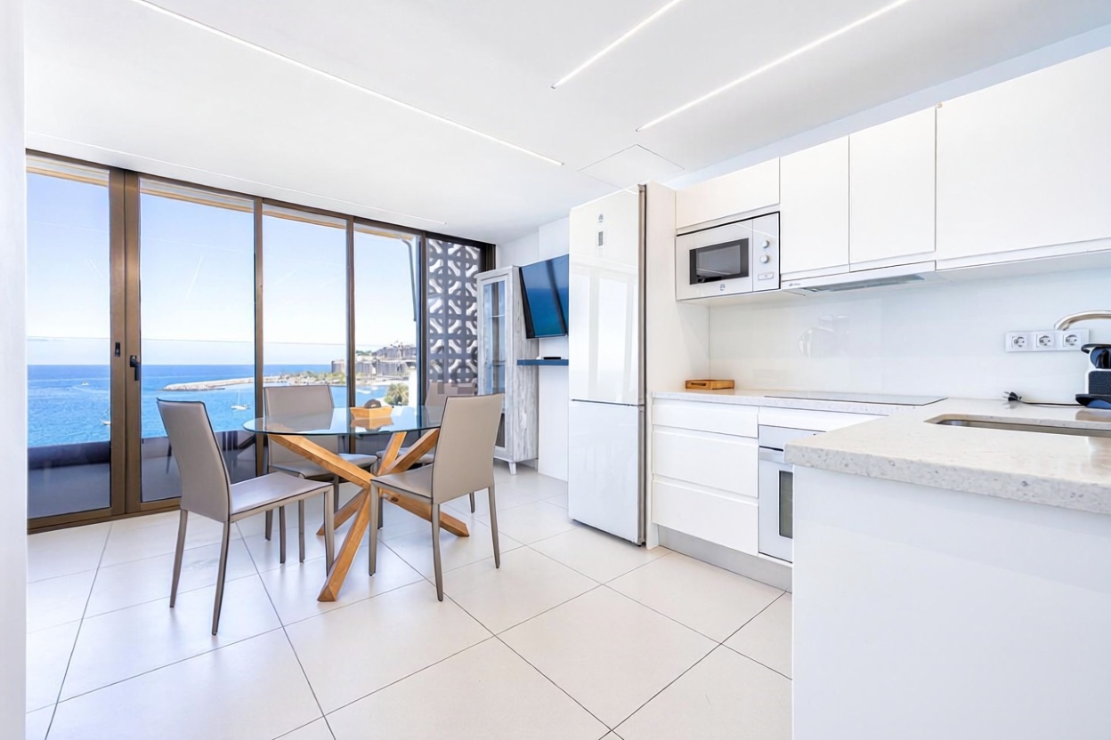 Apartamento em primeira linha de praia em Mogán — Cozinha