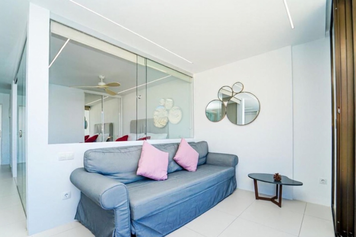 Apartamento em primeira linha de praia em Mogán — Sala