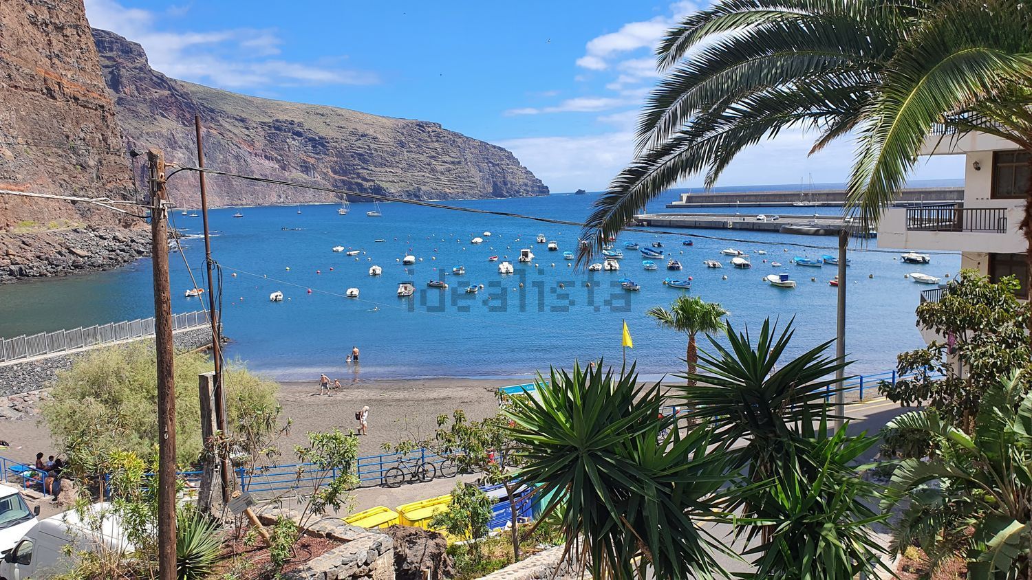 Flat for sale frontline beach in La Gomera