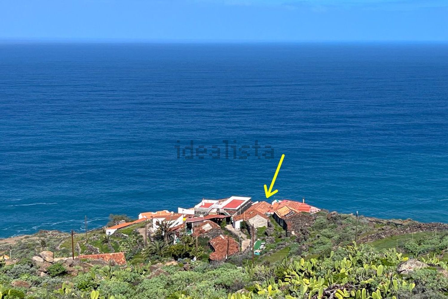 House for sale with direct beach access in Vallehermoso