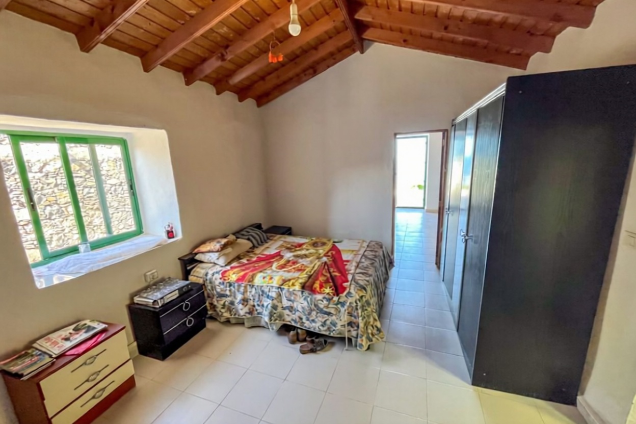 House with direct beach access in Vallehermoso — Bedroom