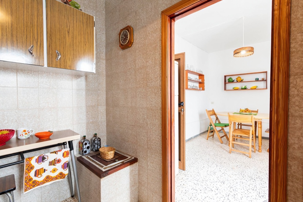 Chalet with direct beach access in El Pinar — Kitchen