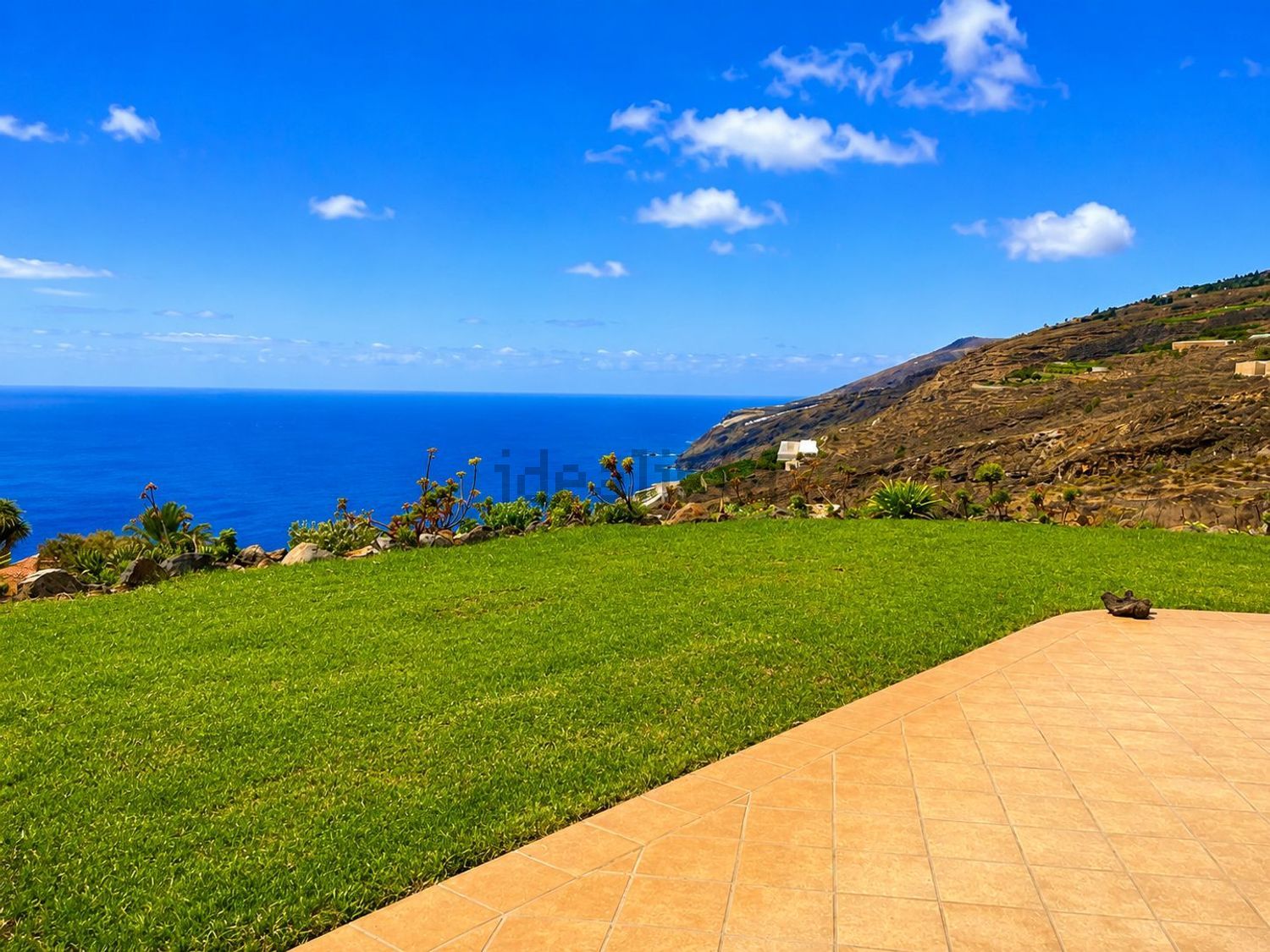 Chalet en venta con acceso directo a la playa en La Palma