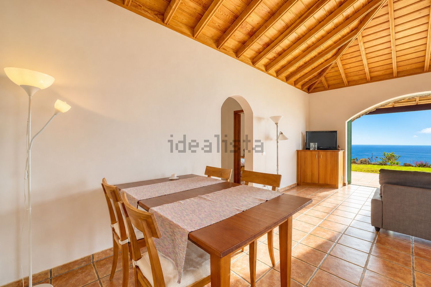Chalet en venta con acceso directo a la playa en La Palma