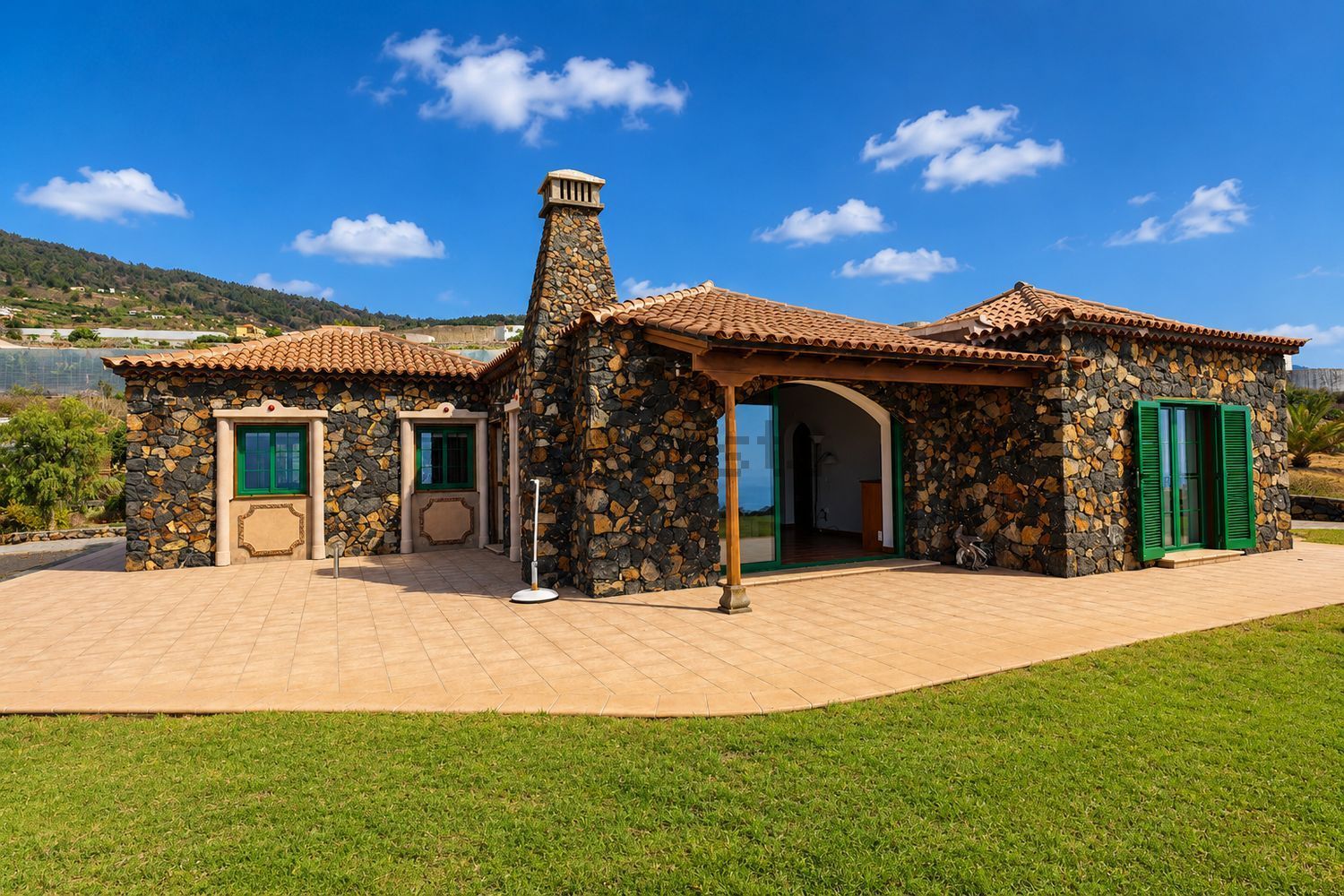Chalet en venta con acceso directo a la playa en La Palma