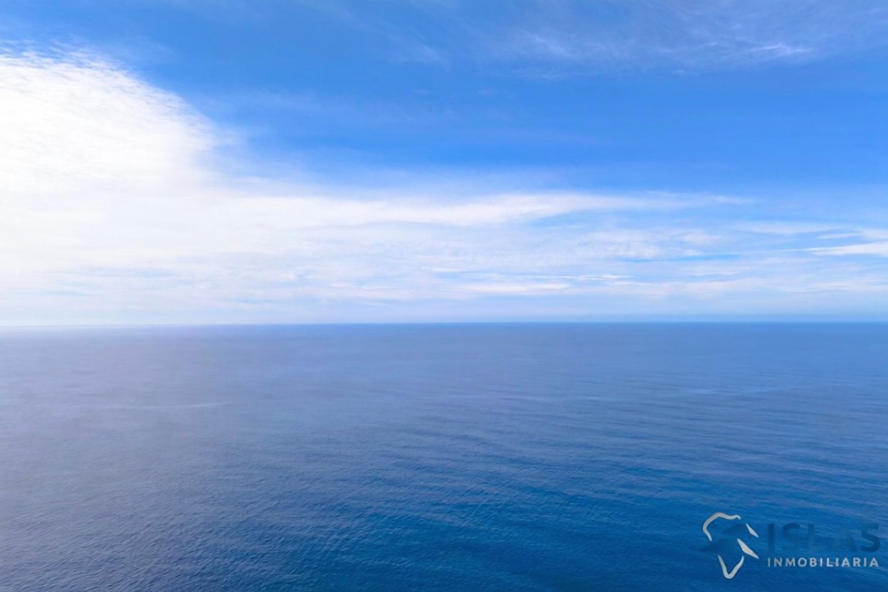House with direct beach access in La Palma — Sea view