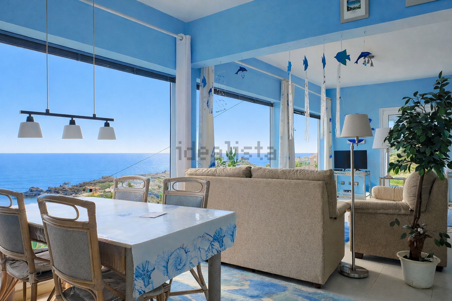 Chalet for sale with direct beach access in Breña Baja