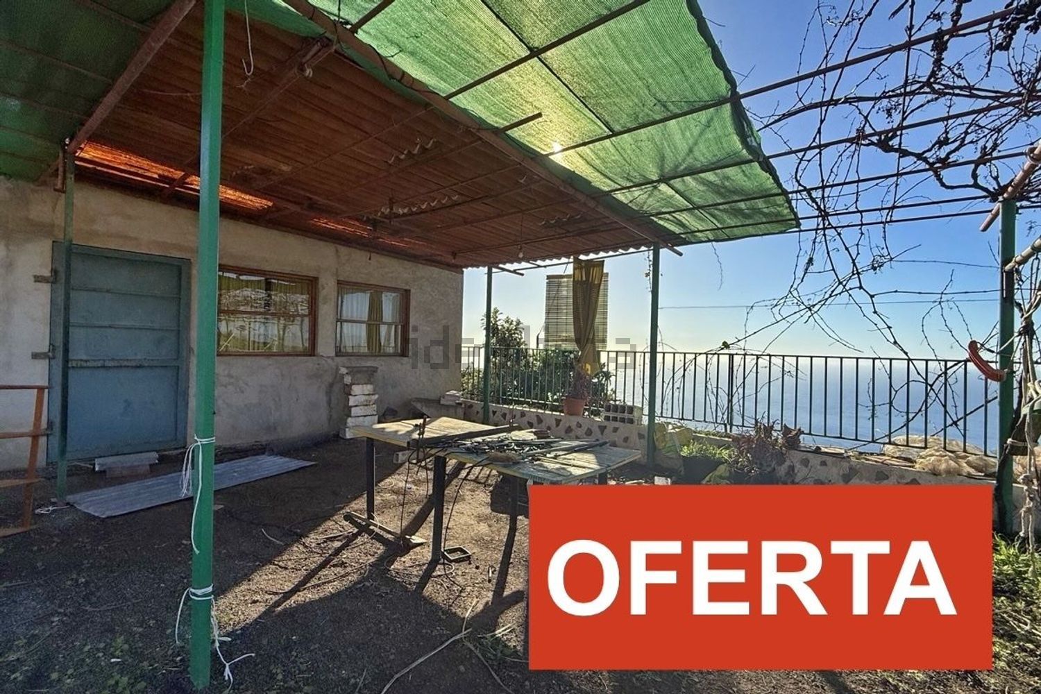 House for sale with direct beach access in La Palma
