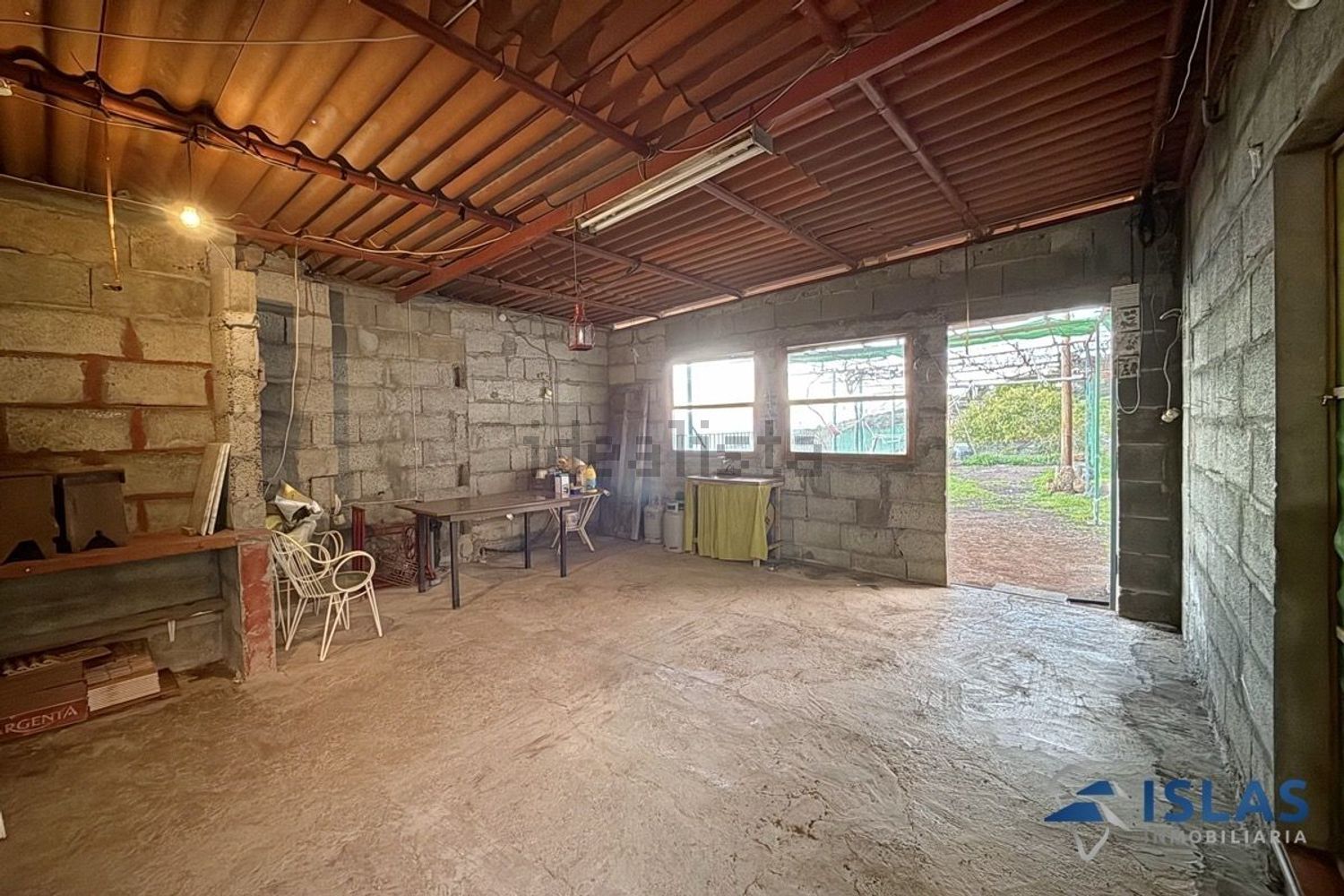 Haus zum Verkauf mit direktem Strandzugang in La Palma