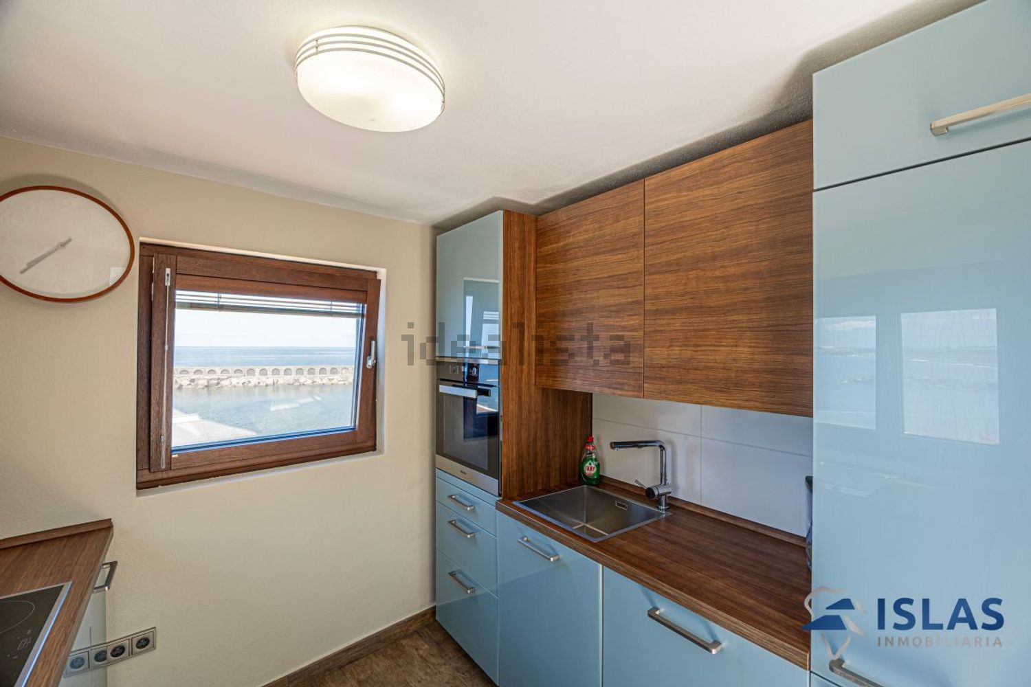 Chalet zum Verkauf mit direktem Strandzugang in La Palma