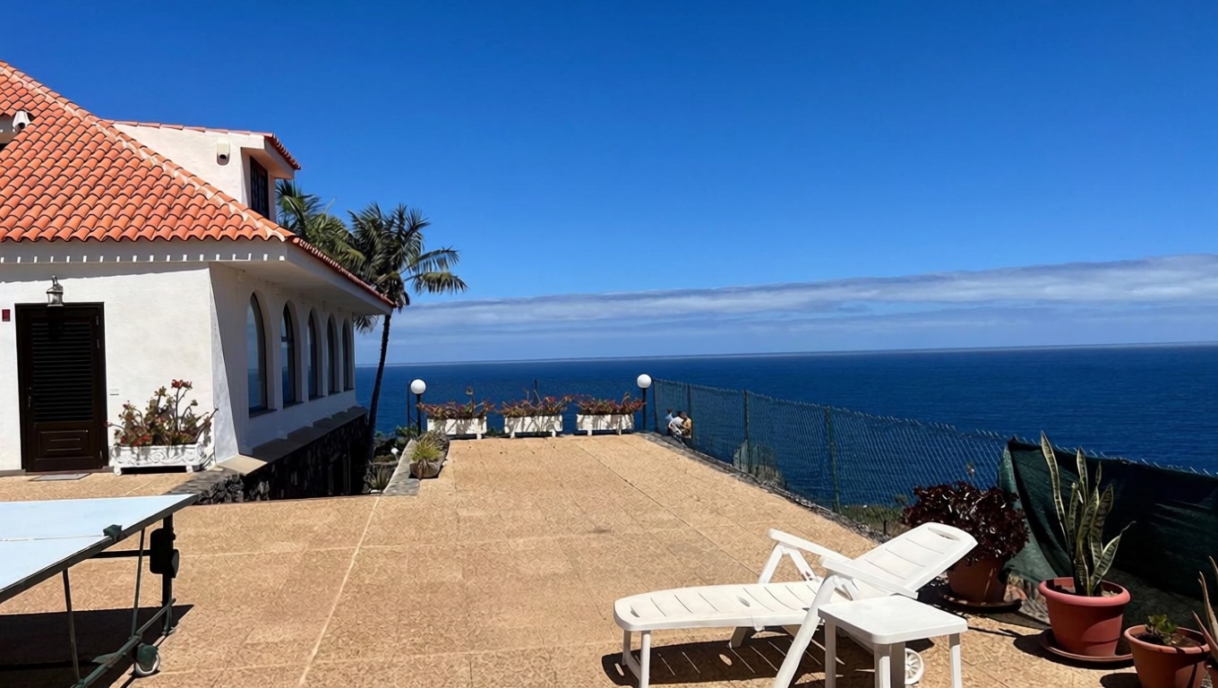 Chalet with direct beach access in Puerto de la Cruz