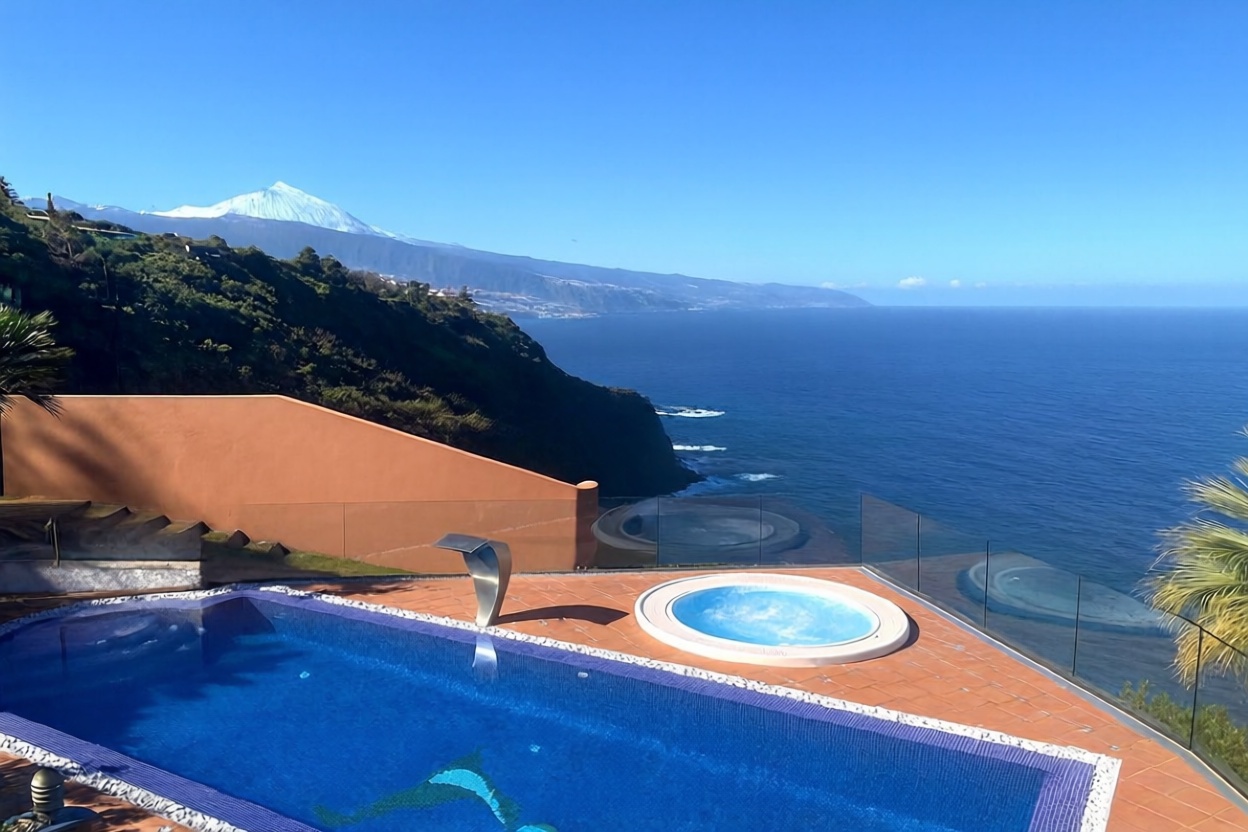 Chalet mit direkter Strandzugang in Tacoronte — Meerblick