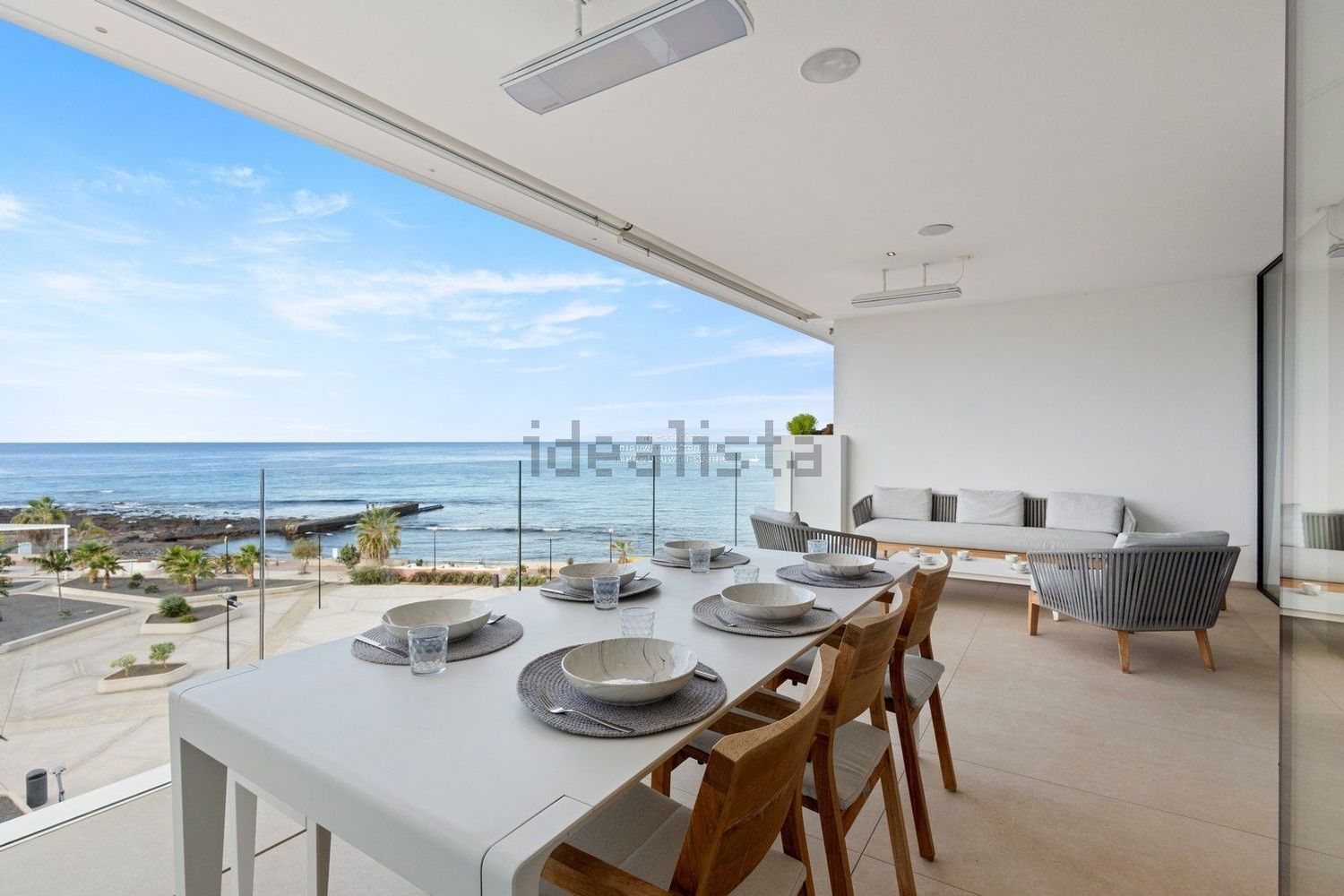 Attic for sale seafront in Arona