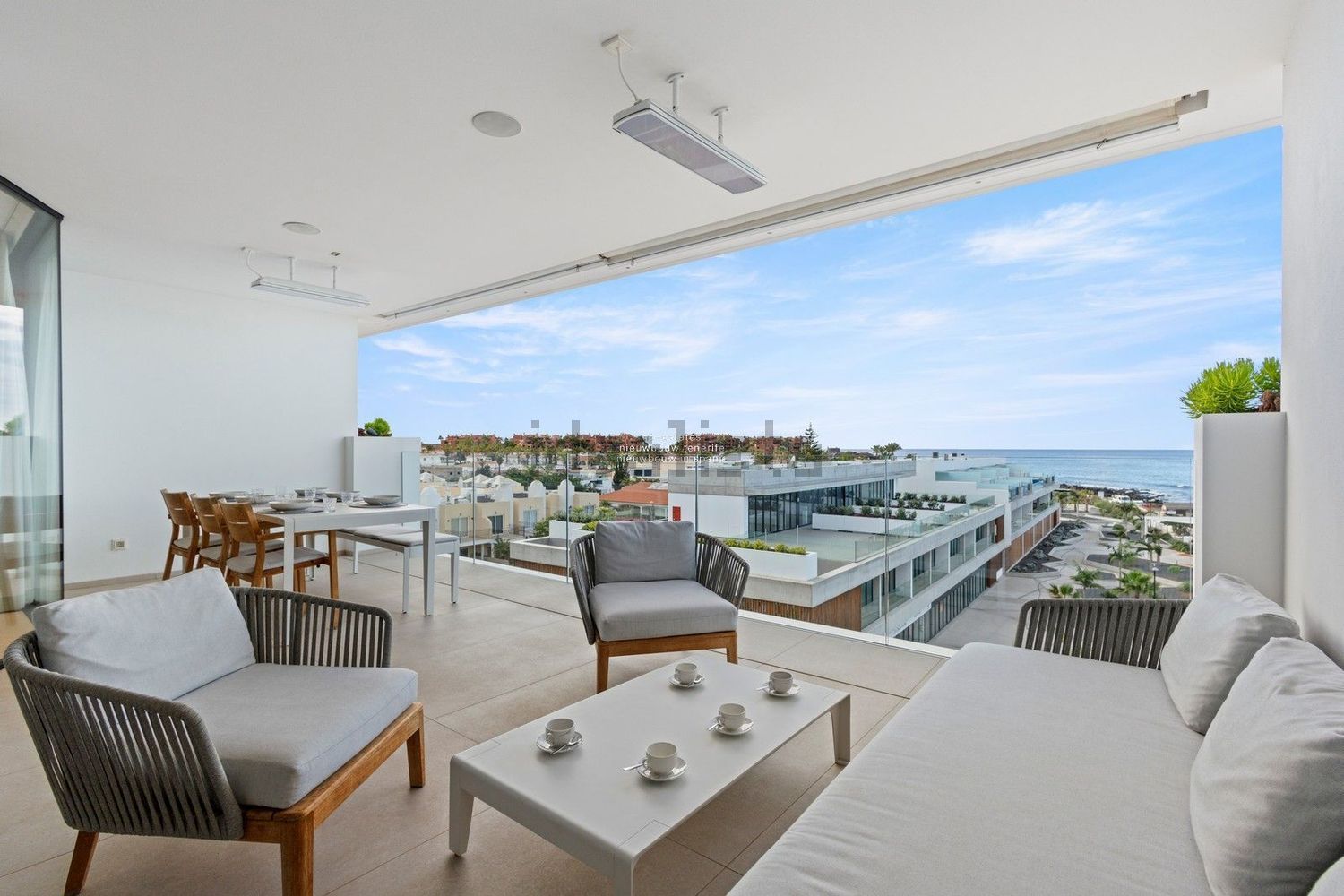 Attic for sale seafront in Arona
