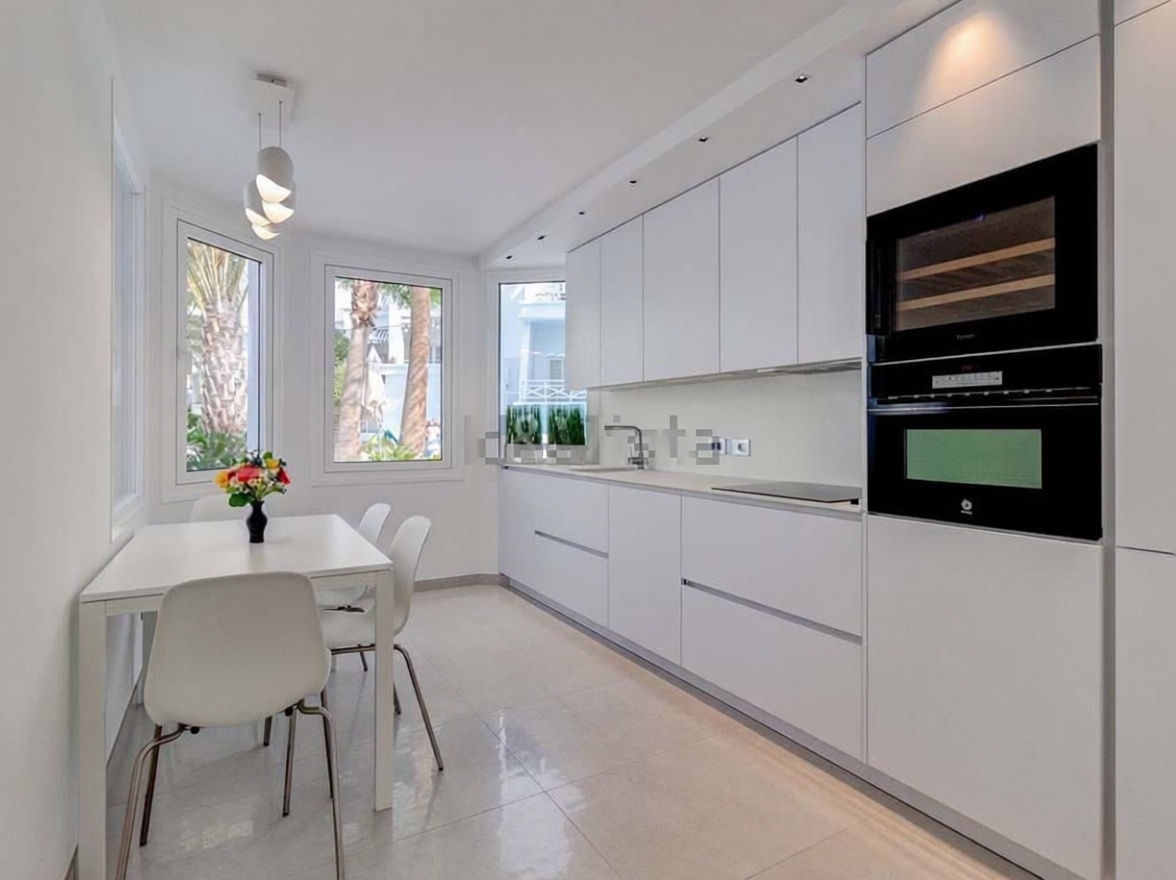Chalet con acceso directo a playa en Adeje — Cocina