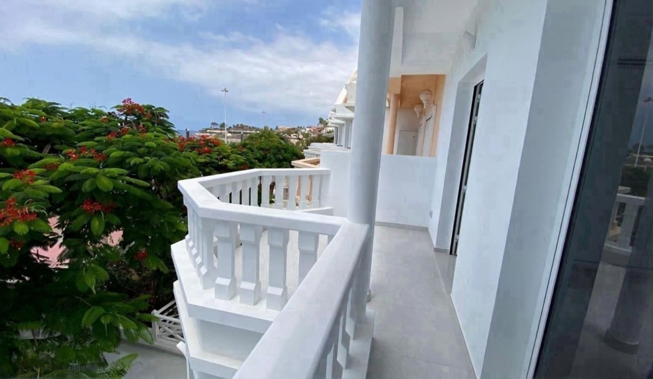 Chalet con acceso directo a playa en Adeje — Terraza mar
