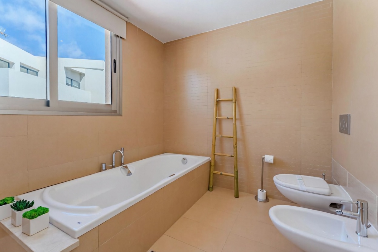 Chalet con acceso directo a playa en Adeje — Baño