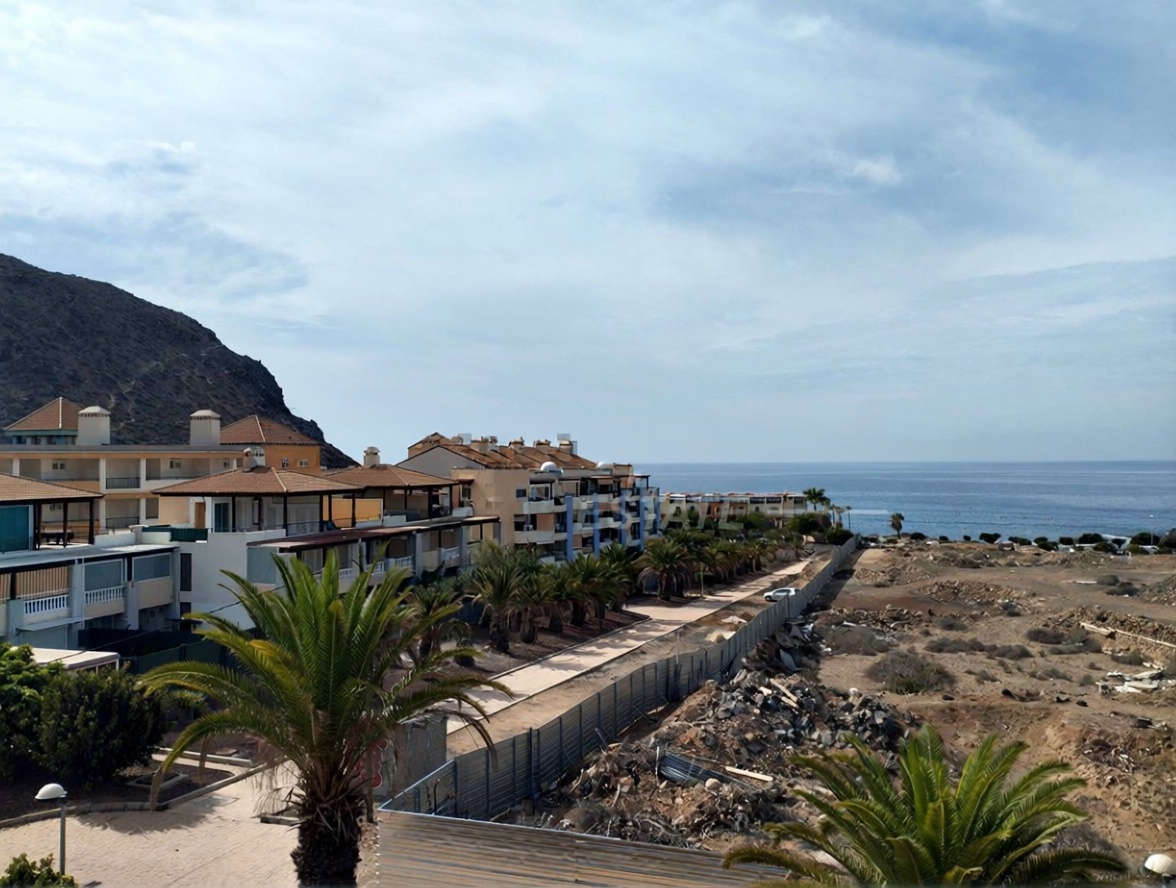 Piso en primera línea de playa en Los Cristianos — Terraza mar