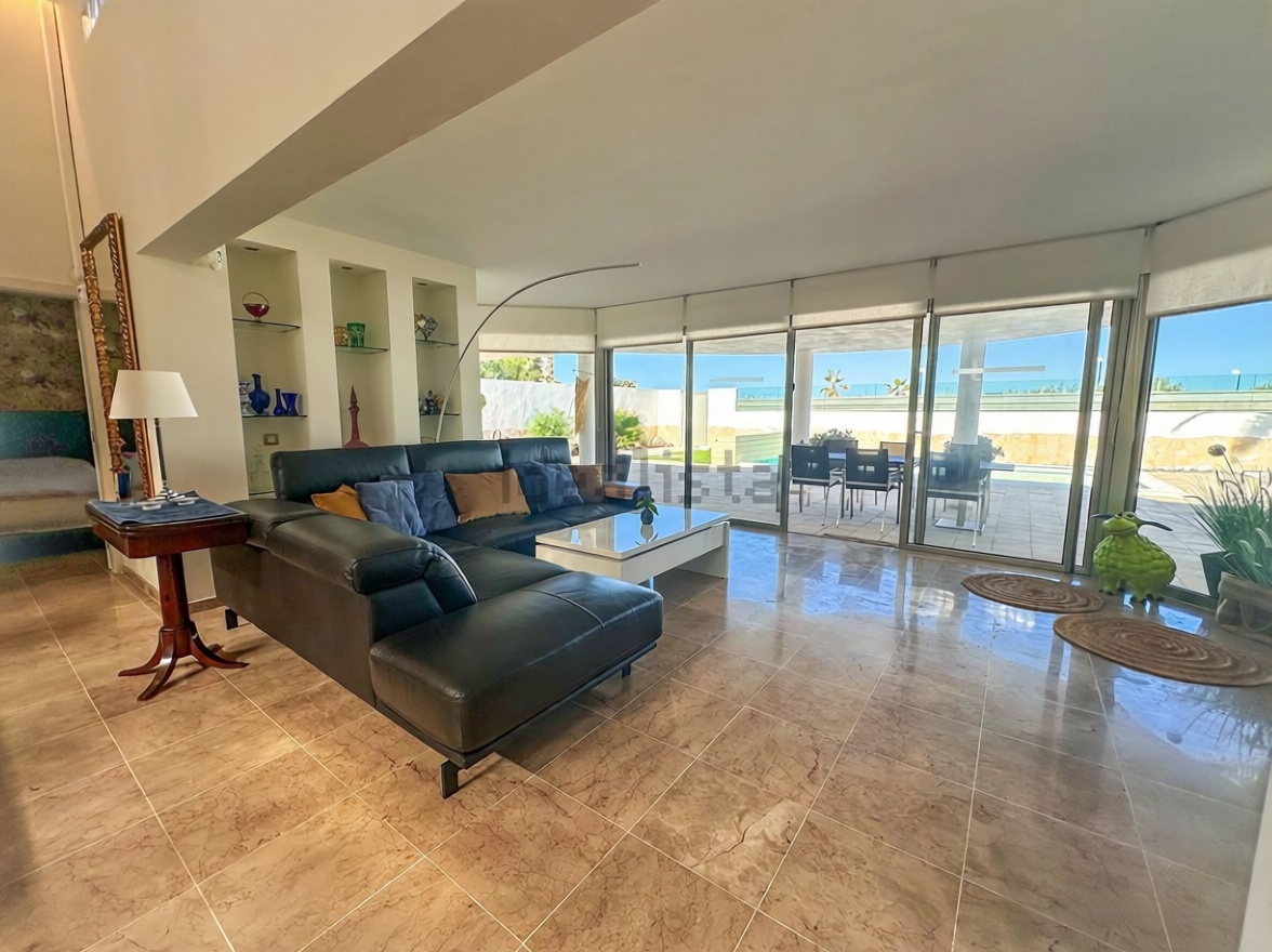 Chalet con acceso directo a playa en Arona — Dormitorio