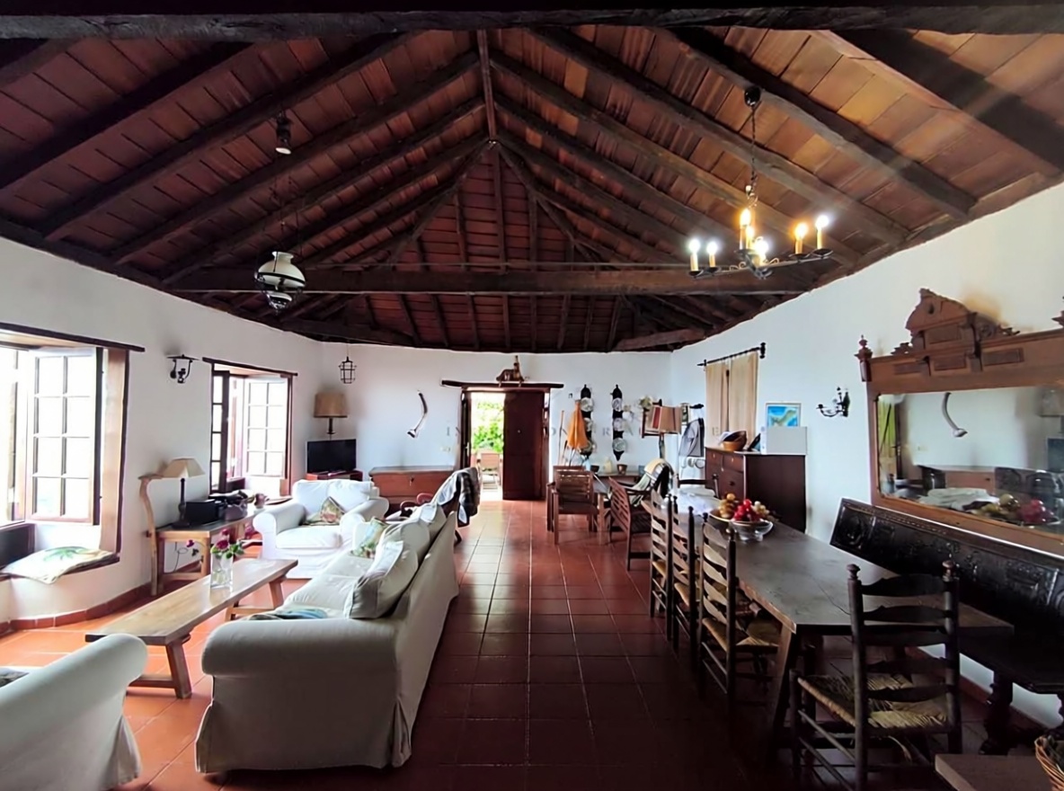 Country house with direct beach access in Tenerife — Bedroom