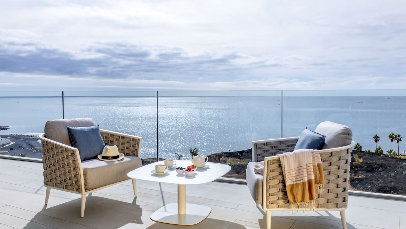 Apartamento em primeira linha de praia em Adeje