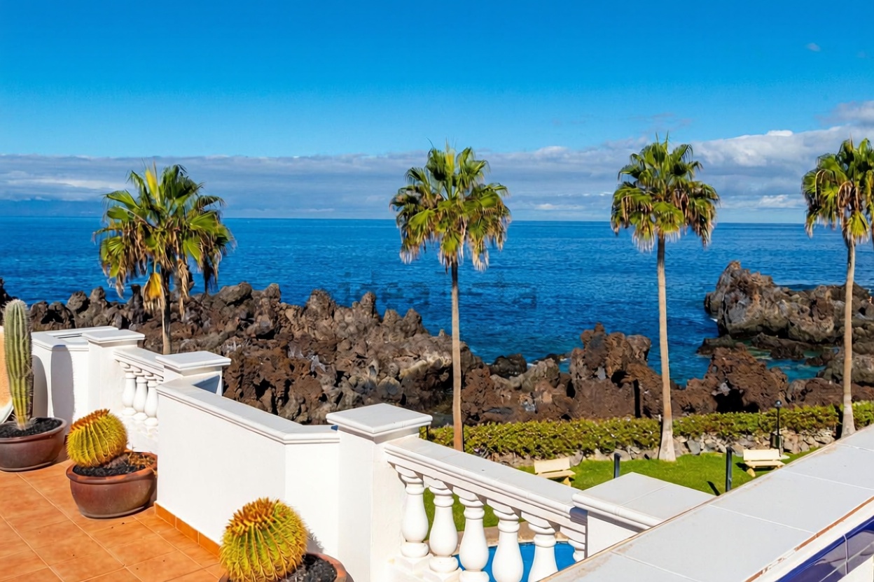 Dúplex en primera línea de playa en Santiago del Teide