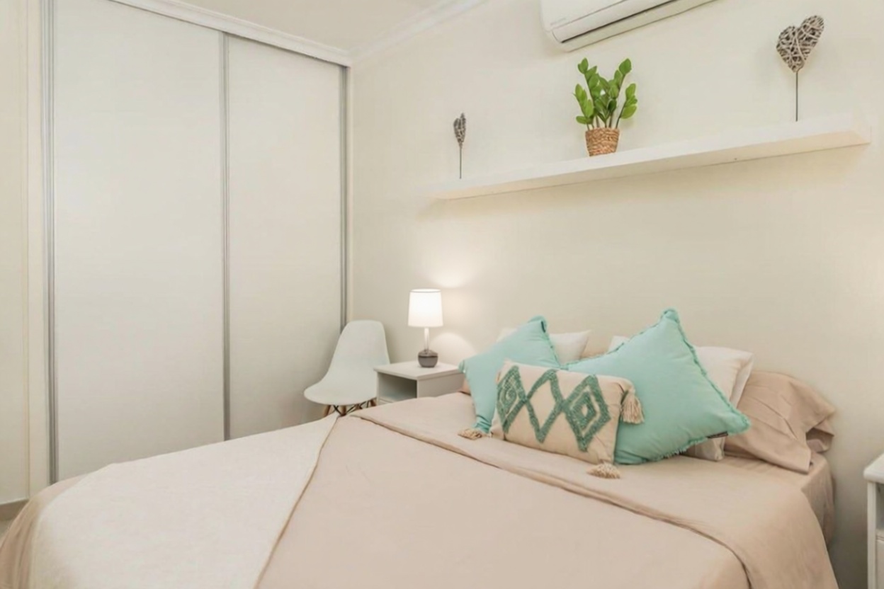 Beachfront flat in Los Cristianos — Bedroom