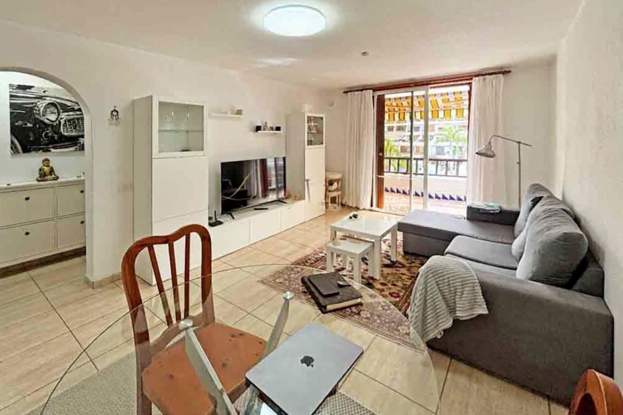 Appartement en première ligne de plage à Playa las Américas — Cuisine