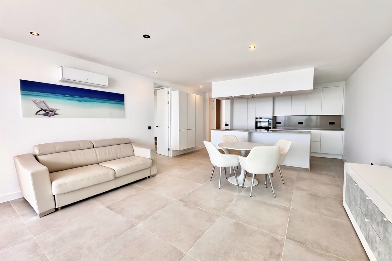 Beachfront flat in Arona — Living room