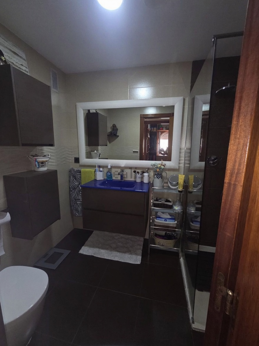 Beachfront flat in Melilla — Bathroom