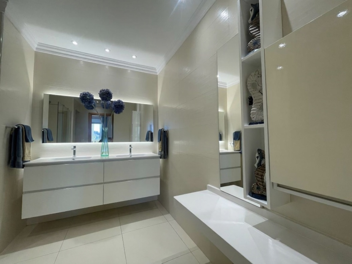 Beachfront flat in Arona — Bedroom