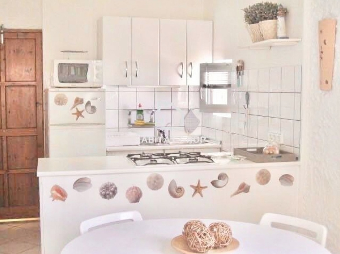 Beachfront flat in Formentera — Kitchen