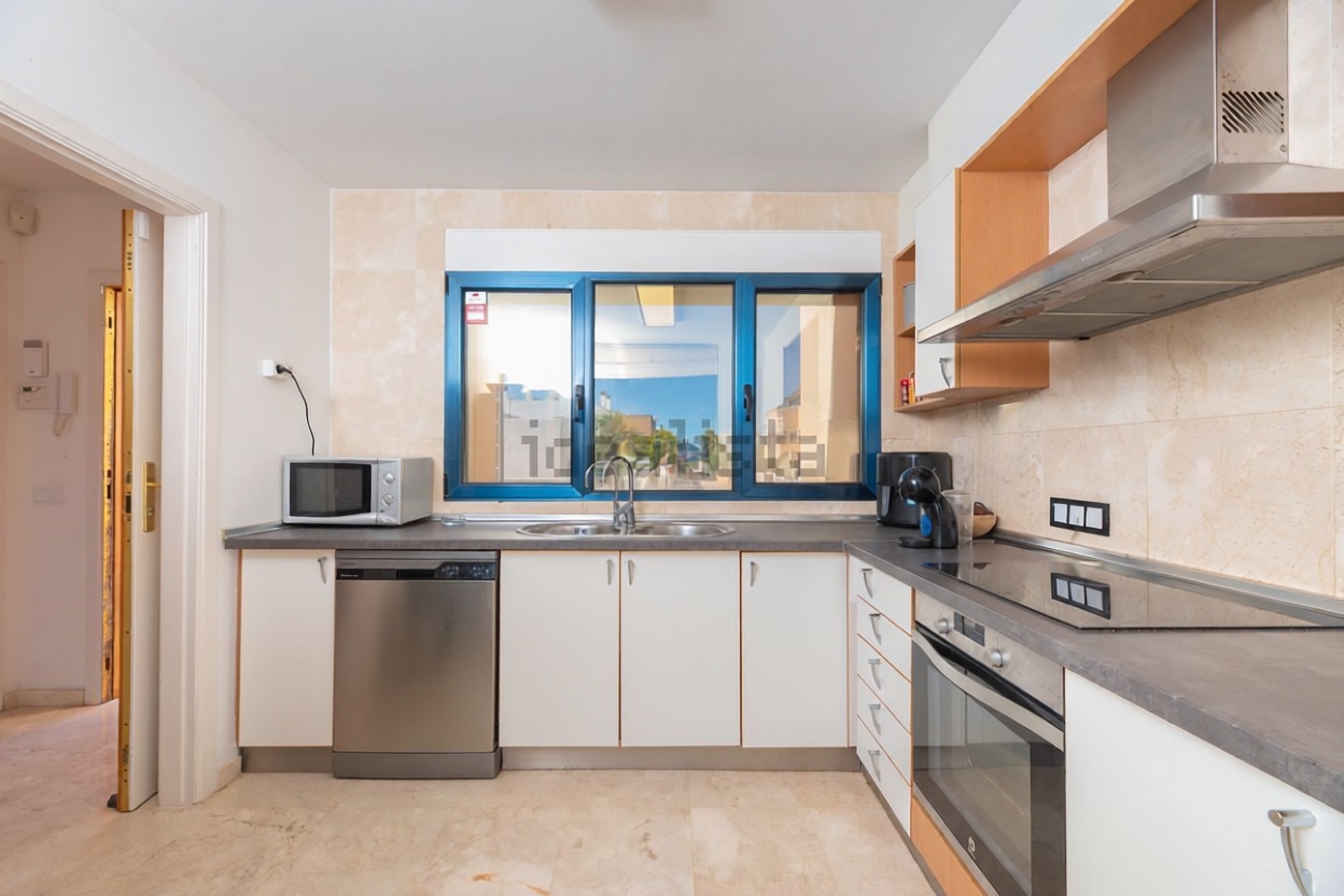 Chalet mit direkter Strandzugang in Eivissa — Küche