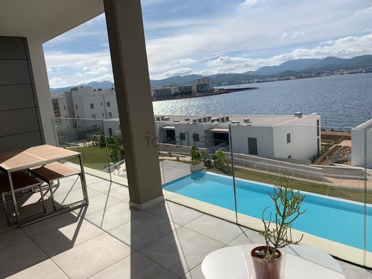 Attic for sale seafront in Sant Antoni de Portmany