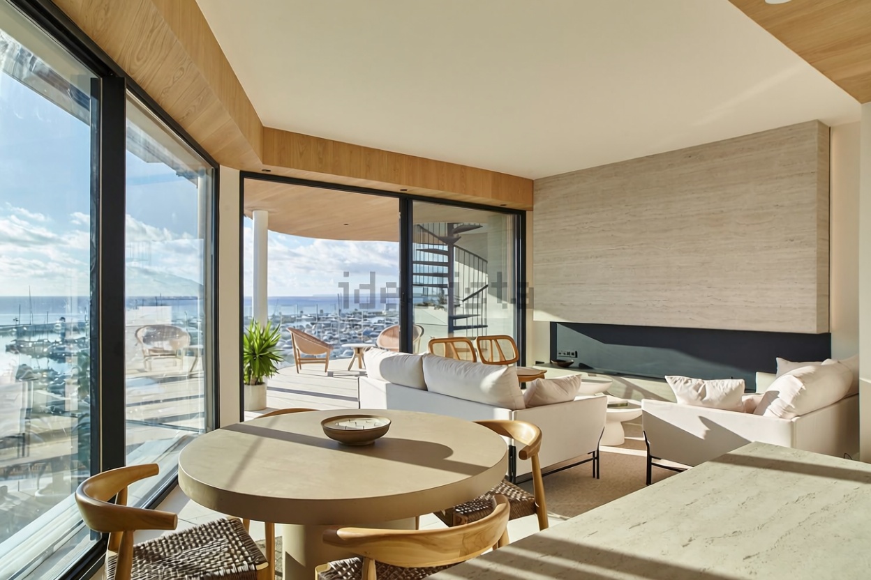 Wohnung in erste Strandlinie in Santa Eulalia del Río