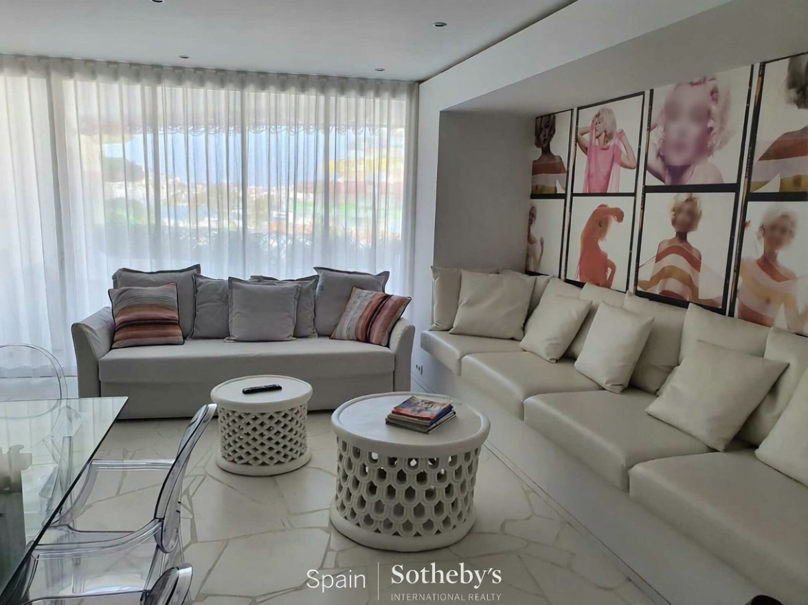 Wohnung in erste Strandlinie in Eivissa — Wohnzimmer
