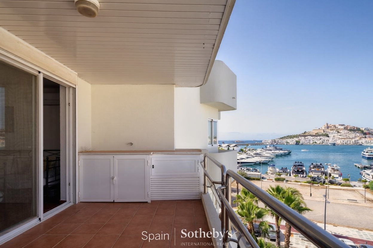 Penthouse in erste Meereslinie in Eivissa