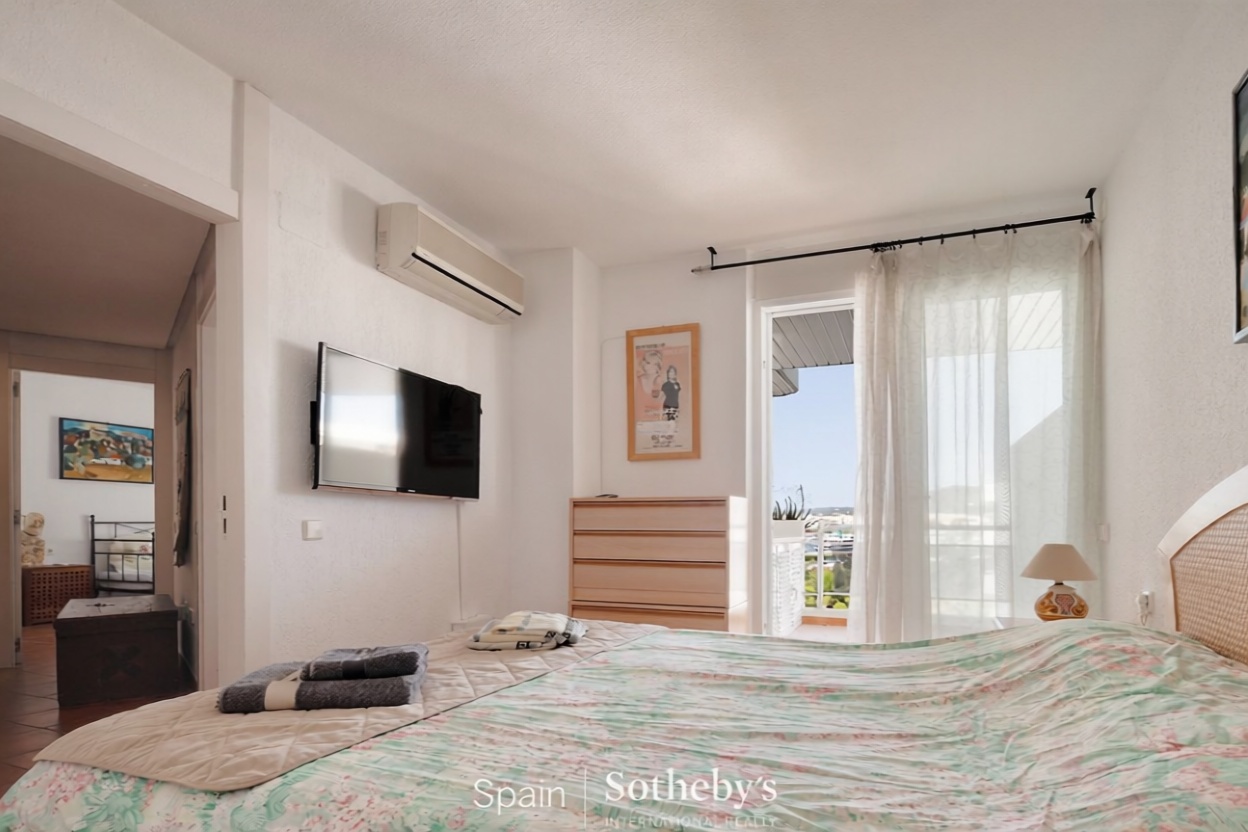 Penthouse in erste Meereslinie in Eivissa — Schlafzimmer