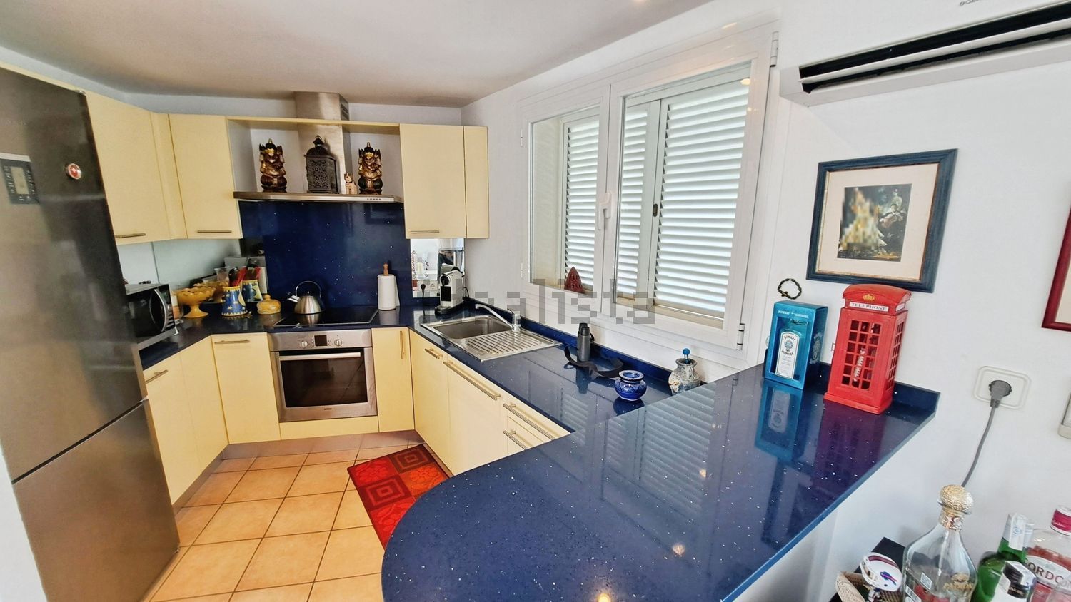 Chalet con acceso directo a playa en Santa Eulalia del Río — Cocina
