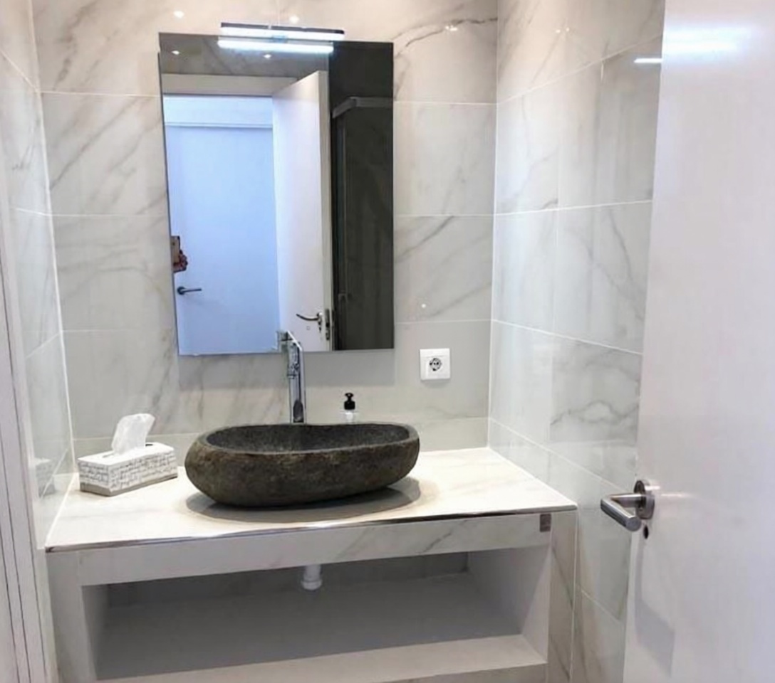 Chalet with direct beach access in Sant Josep de sa Talaia — Bathroom
