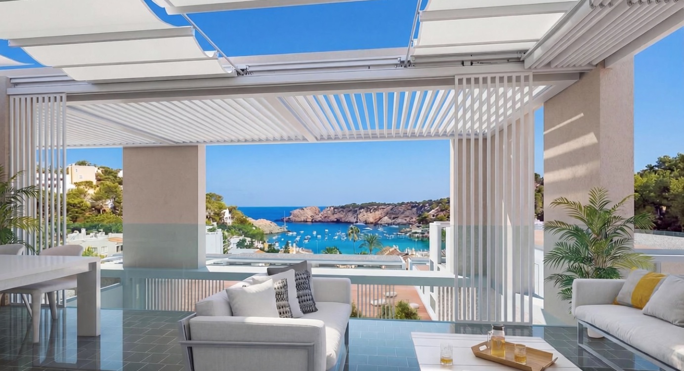 Beachfront duplex in Sant Josep de sa Talaia