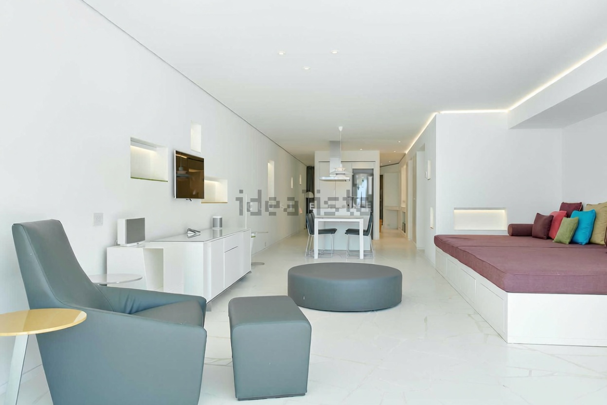 Beachfront flat in Eivissa — Living room