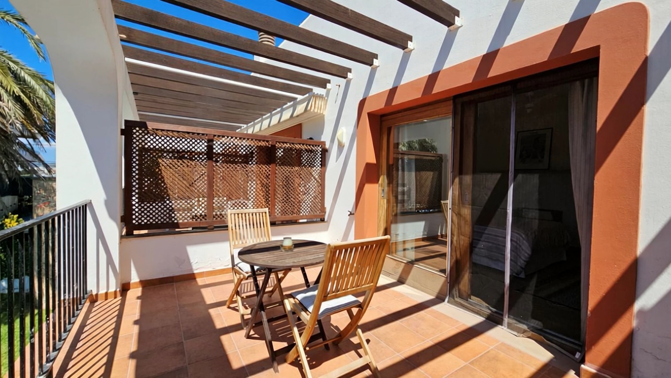 Chalet mit direkter Strandzugang in Eivissa