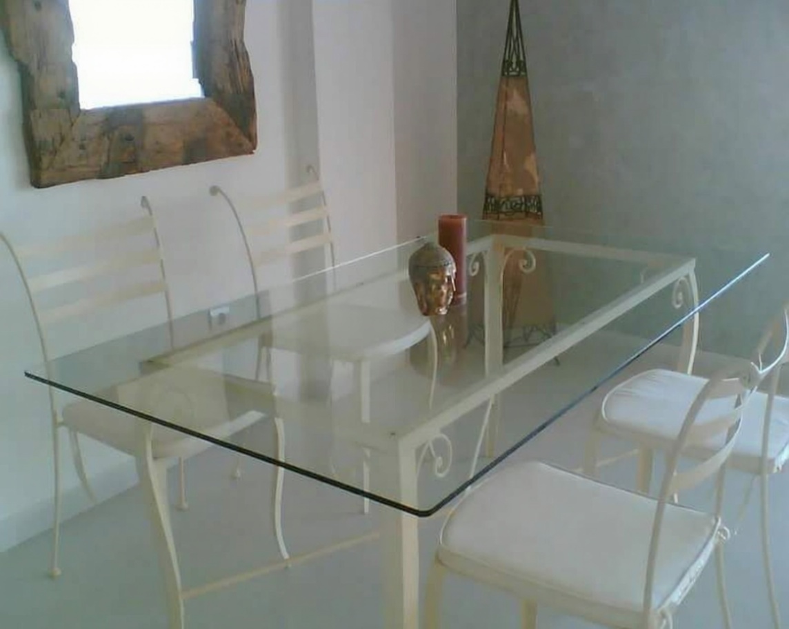 Wohnung in erste Strandlinie in Eivissa — Esszimmer