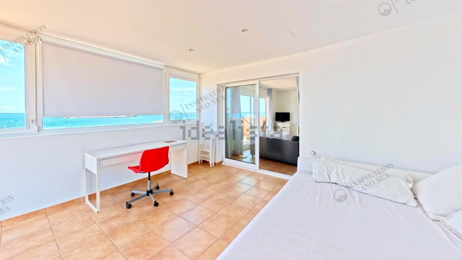 Seafront attic in Santa Eulalia del Río — Bedroom