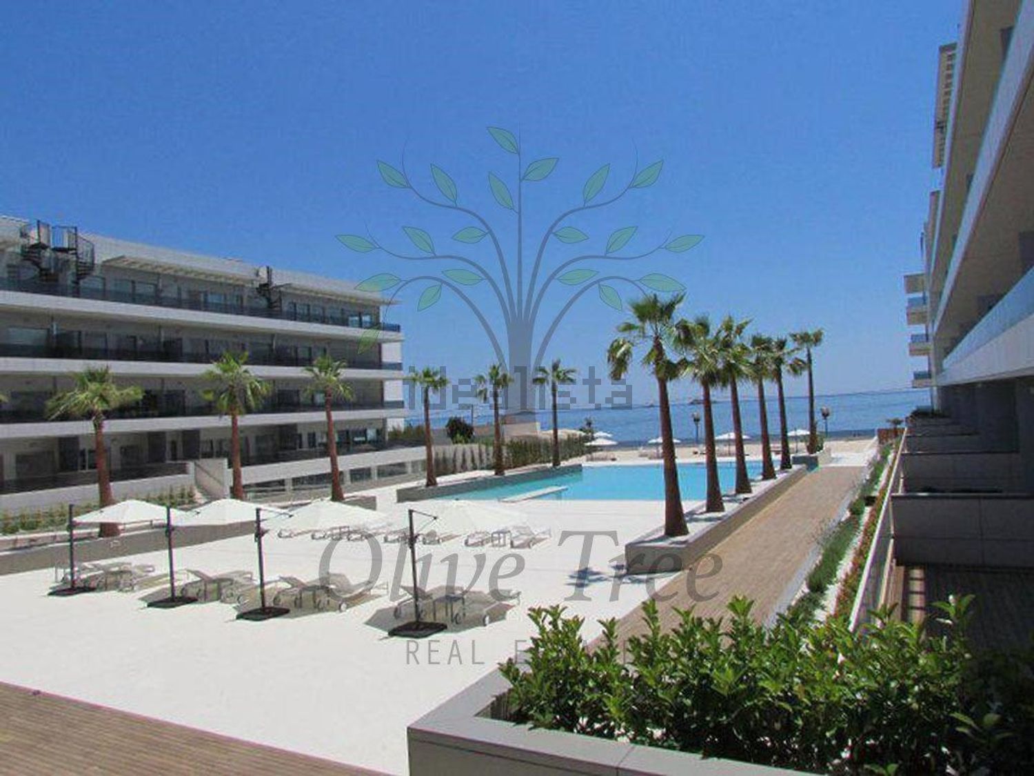 Wohnung in erste Strandlinie in Eivissa — Pool