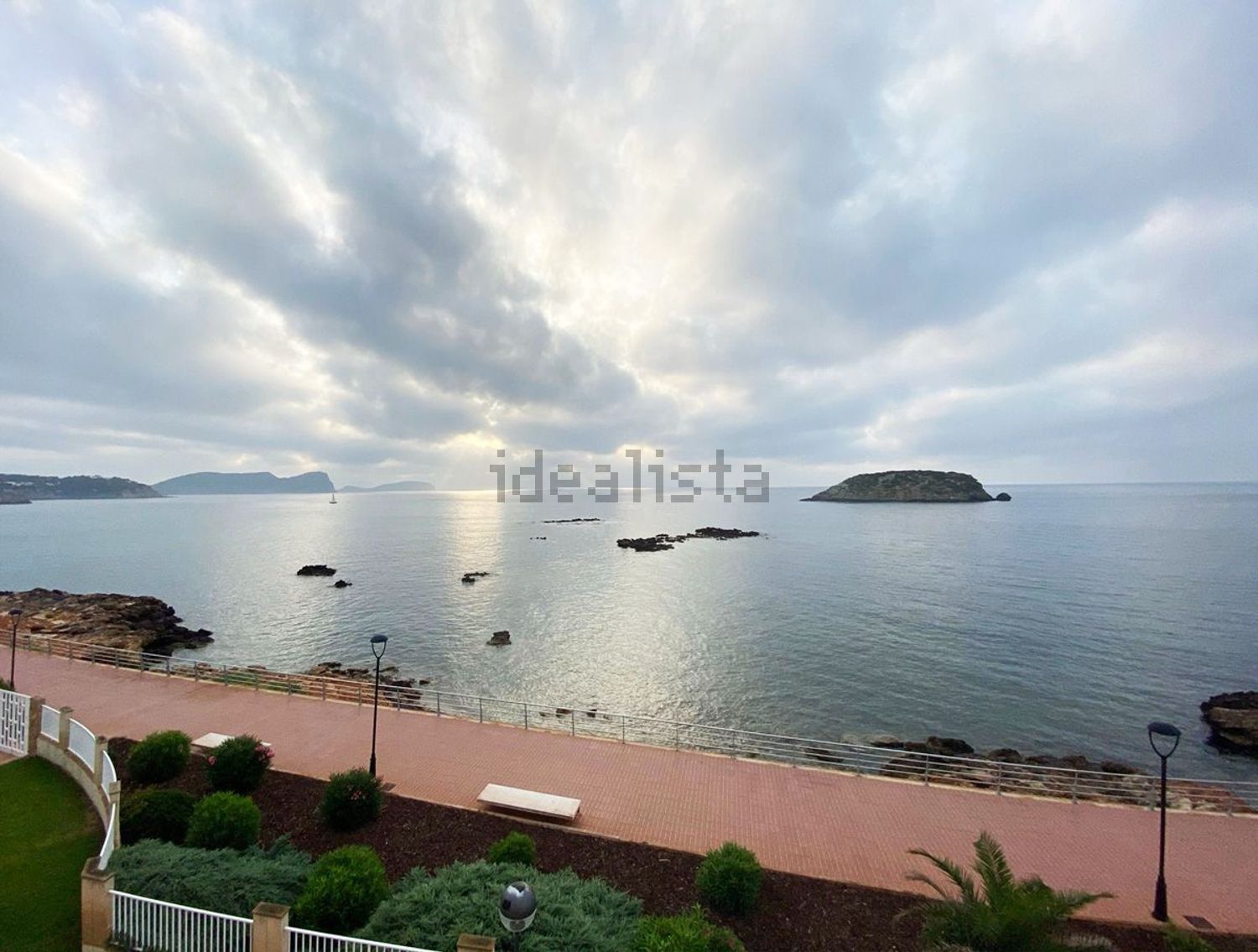 Penthouse in erste Meereslinie in Santa Eulalia del Río — Meerblick