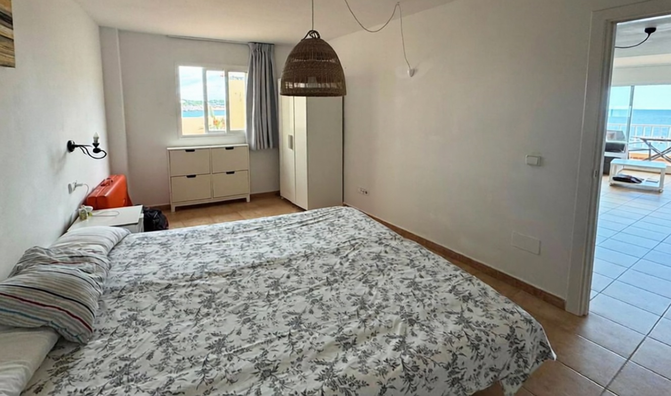 Seafront attic in Santa Eulalia del Río — Bedroom