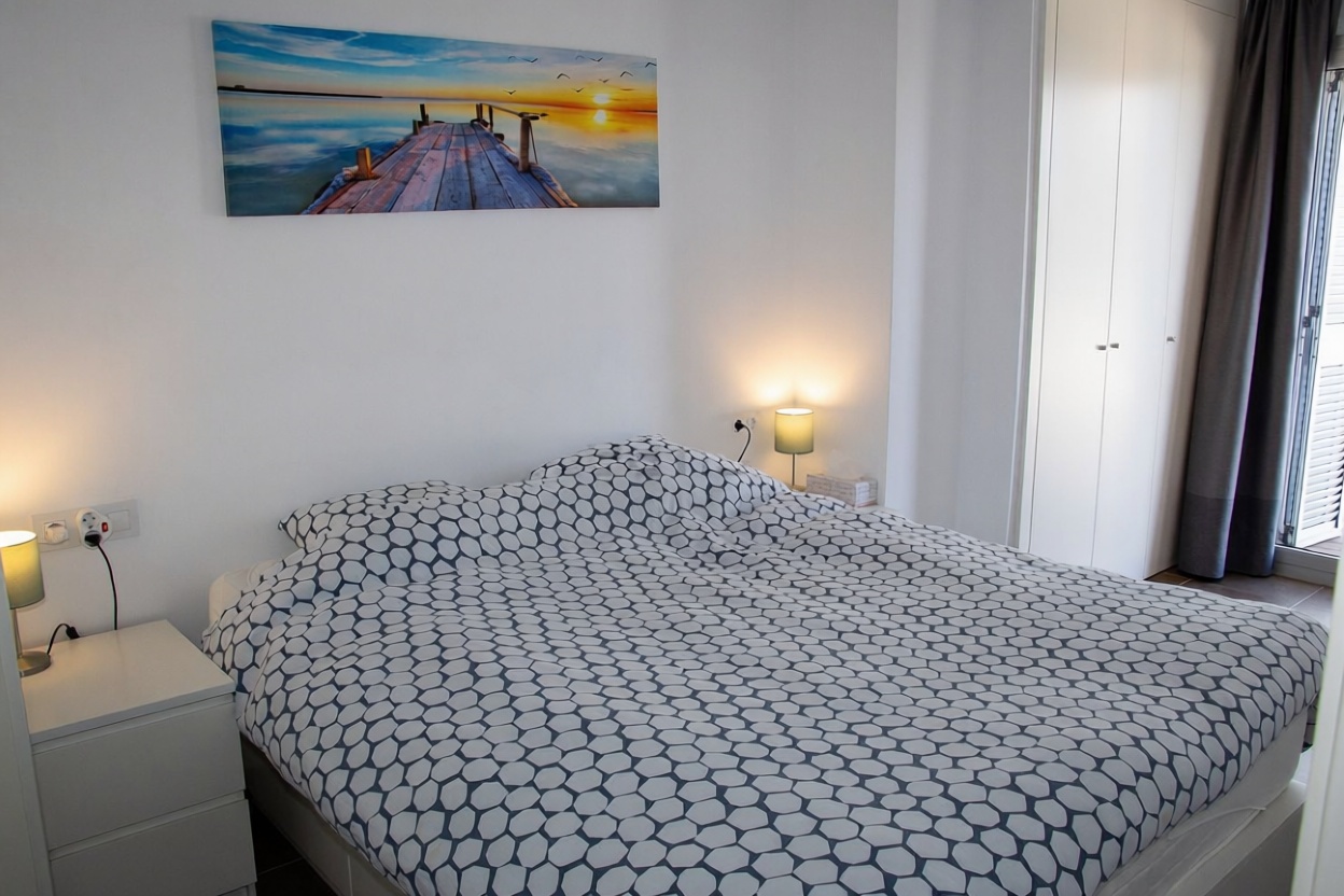 Beachfront flat in Sant Josep de sa Talaia — Bedroom