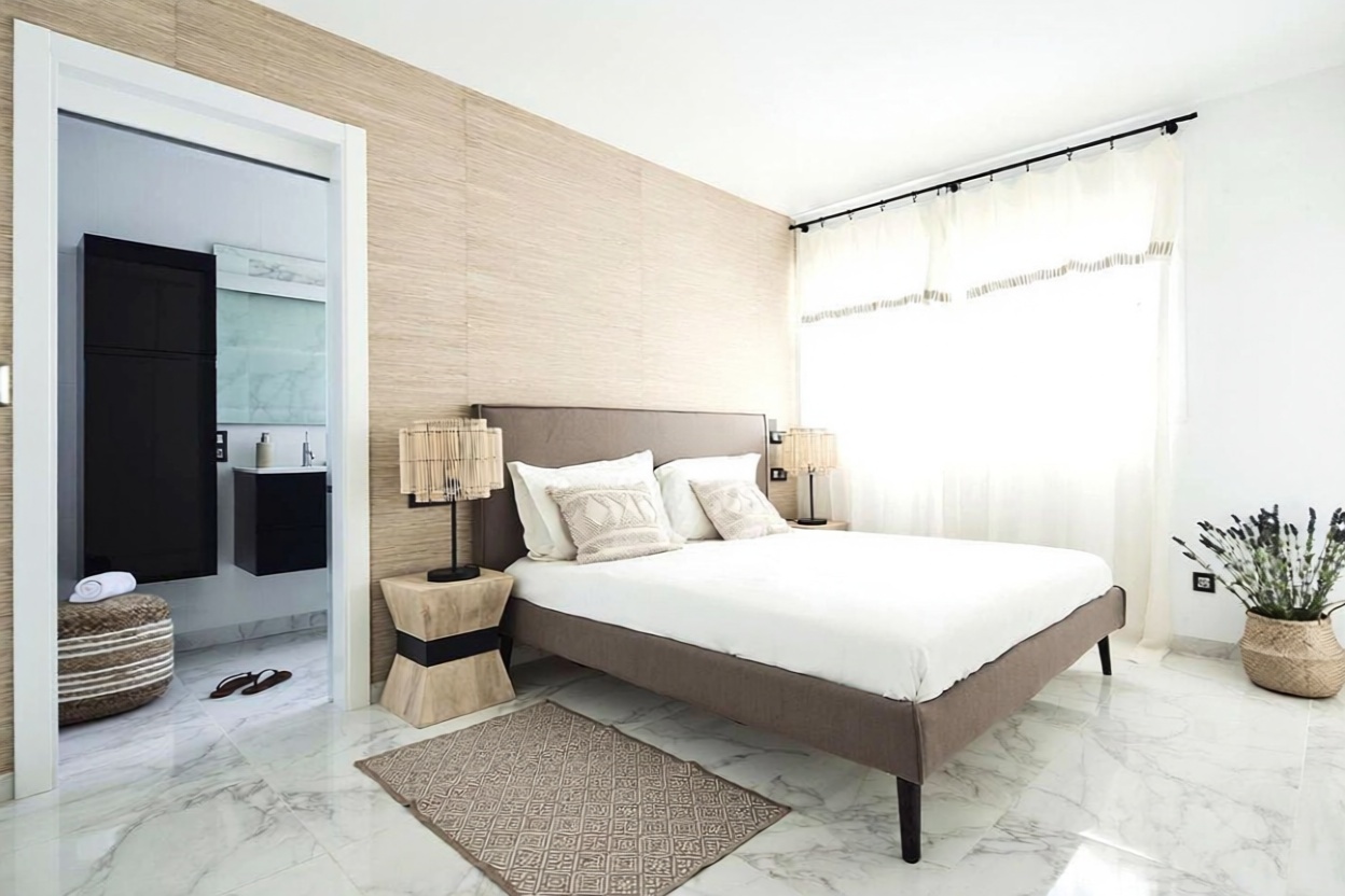 Beachfront flat in Sant Josep de sa Talaia — Bedroom
